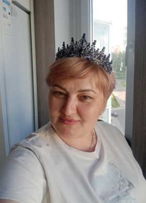 Инна из Курска 42 года