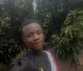 Charlie, 22, Ndola