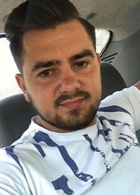 Alexandru, 26, Romania, București