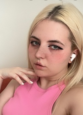 Кристина, 22, Россия, Омск