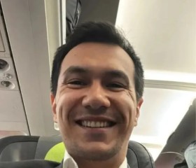 Atamyrat, 32, Moscow