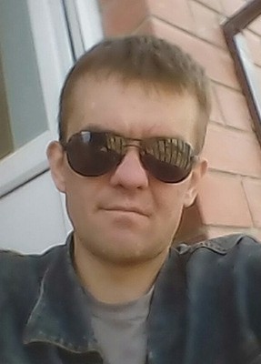 Александр, 42, Россия, Болохово