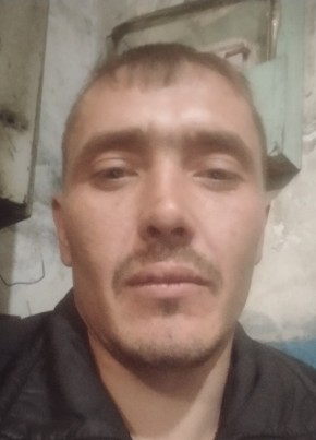 Иван из Петропавловки 34 года