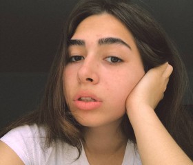 Екатерина, 22, Clamart