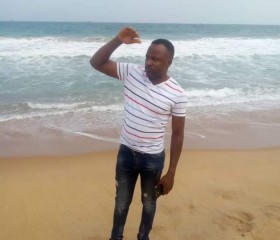 UGWUANYI, 39, Kigali