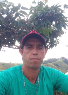 Cristiano Alves из Itajubá 36 лет
