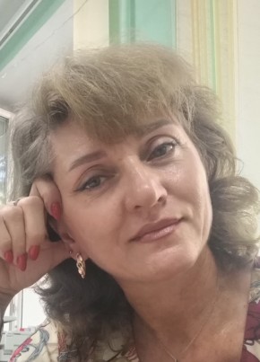 Елена из Ростова-на-Дону 50 лет