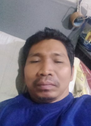 Aris, 52, Indonesia, Sinjai