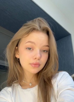 Аня, 20, Россия, Москва