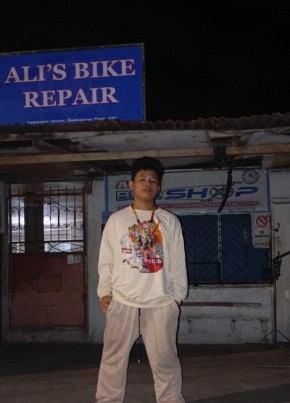 Marky, 18, Pilipinas, Lungsod ng Heneral Santos
