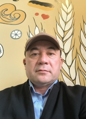 Азизбек из Москвы 53 года