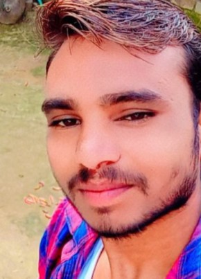 Suresh, 25, India, Fatehpur, Barabanki