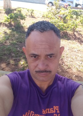 Julio Cesar из Itajubá 42 года
