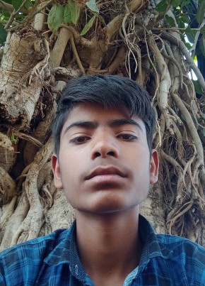 Nikhil Thakur, 19, India, New Delhi