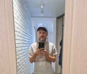 Konstantin, 44, Saratov