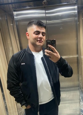 Onur из Ankara 23 года