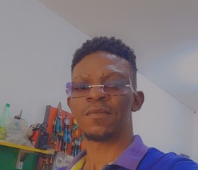 Adex2k, 43, Cotonou