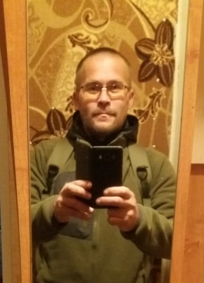 Владимир, 47, Россия, Магадан