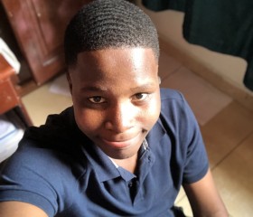 Uriel, 18 лет, Cotonou