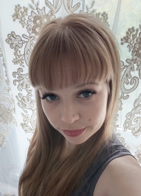 Юлия из Саратова 31 год