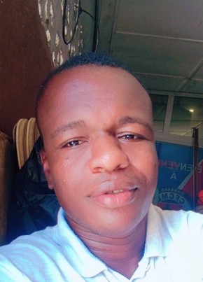 Kouassi, 32, Ivory Coast, Abidjan