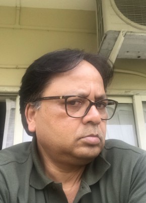 Subhash, 49, India, Delhi