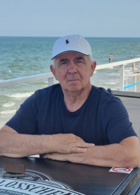 Иван Сверчков из Зеленоградска 73 года