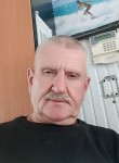 Михаил, 68 лет, Київ