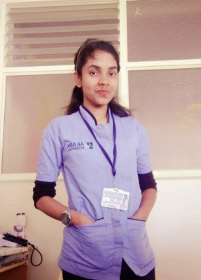 Sonam, 18, India, Surat