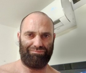 Tomi, 40, Lajosmizse