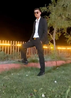 Muhammed Fikri из Balıkesir 21 год