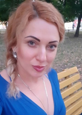 Вика, 44, Україна, Харків