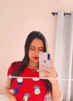 Fernanda Silva из Campo Largo 21 год
