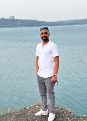 Faruk из Midyat 32 года
