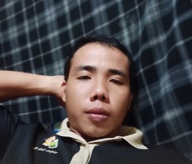 Linh, 24, Ho Chi Minh City