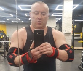 Pavel, 39, Saint Petersburg