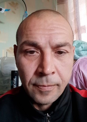 Александр из Екатеринбурга 48 лет
