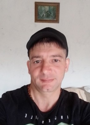 Руслан из Орёла 39 лет