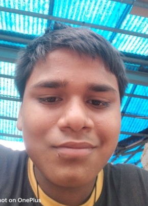 Amit Gupta, 18, India, Indore