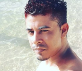 Vikesh, 37, Mahebourg