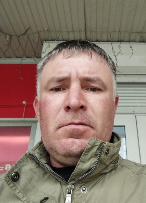 Роман из Казани 42 года