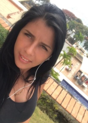 Diamorah, 37, República de Santo Domingo, Santo Domingo