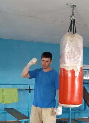 Иван, 41, Россия, Нижнекамск