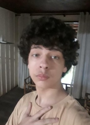 João из Blumenau 18 лет