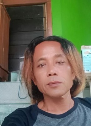 Yek, 46, Indonesia, Surakarta