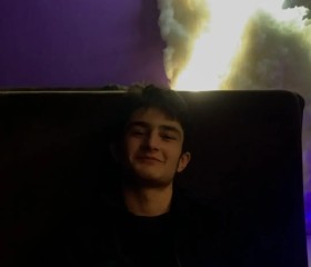 Ramin, 18, Baku