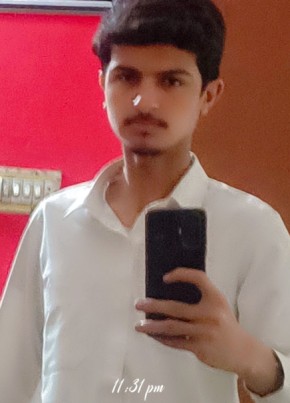 Azan, 18, Pakistan, Lahore