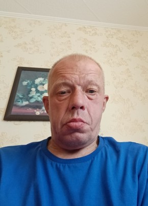 Андрей из Алексина 54 года