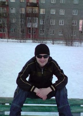 Денис из Мончегорска 20 лет