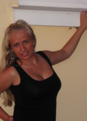 Anastasiya, 32, Russia, Kremyonki